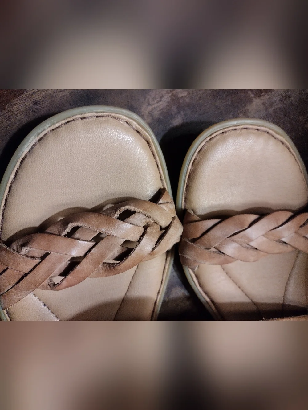 Born Tan Leather Cherita Slide Sandals Size 9 - Picture 7 of 7